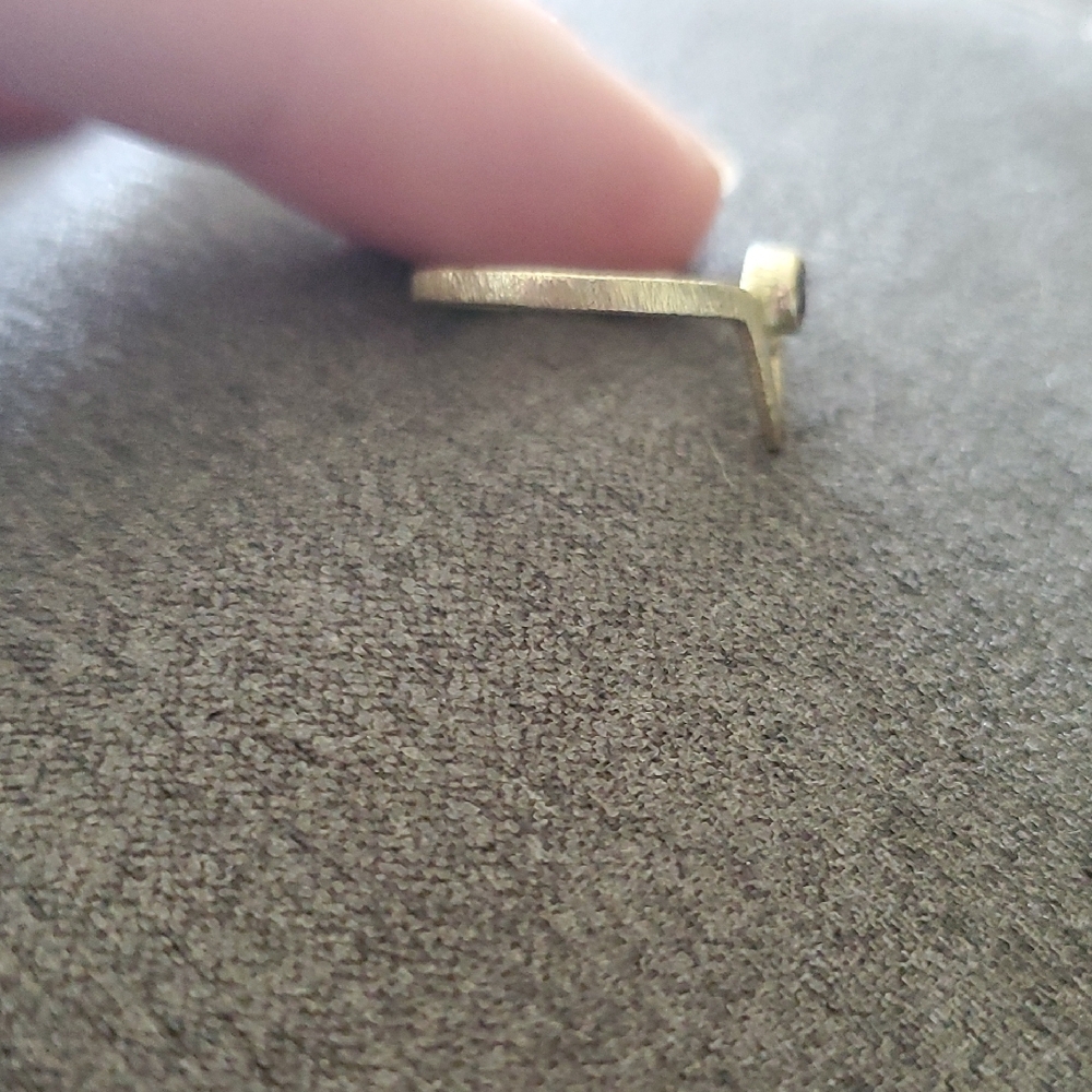 Gold Tone Pale Amethyst Chevron Ring | Minimalist Stackable | Sizes 4.5, 7, 8 - Picture 5 of 6